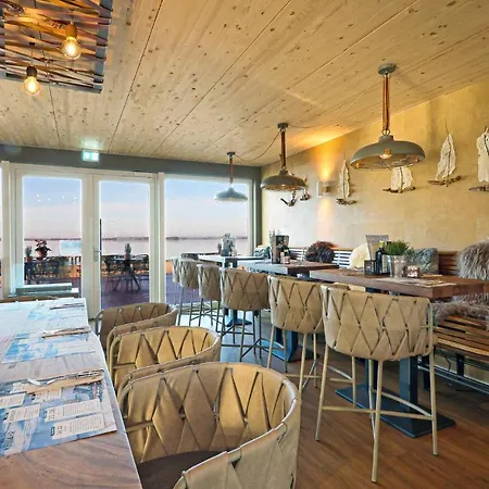 Penthouse Deluxe Apartament
